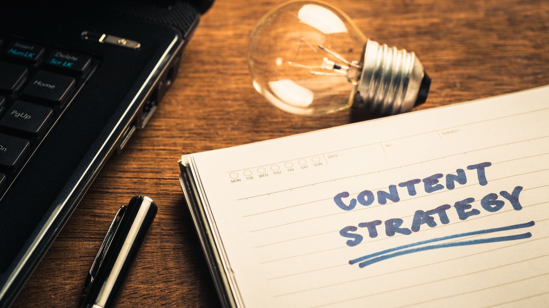 7 Ways to Improve Your Social Media Strategy with AI